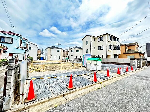 【現地外観写真】現地(2026年8月)撮影
○充実の仕様設備で暮らし快適☆
SIC・WIC・パントリーなど充実の収納設計♪