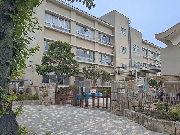 葛飾区立清和小学校(約450m)