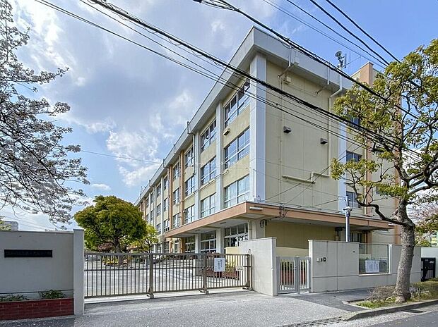 江戸川区立第七葛西小学校(約600m)