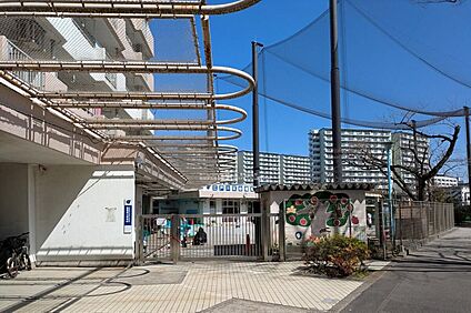 船堀第三保育園 350ｍ(徒歩5分)