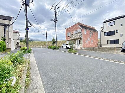 前面道路含む現地写真