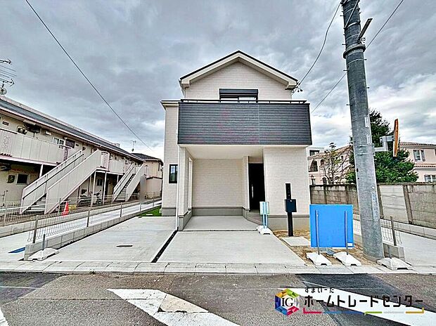 春日井市妙慶町二丁目、全3棟(写真3号棟)
完成済み物件につき、ご案内可能です♪
ぜひ現地にて、実際の建物・街並み・日当たり等ご確認下さい♪
お問い合わせはお気軽に☆