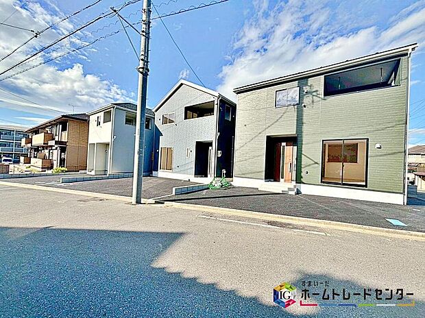 東海市富貴ノ台第5 全6棟(写真右から4・5・6号棟)
堂々完成しました☆
ご見学は飯田グループホールディングス、ホームトレードセンター株式会社まで、お気軽に♪