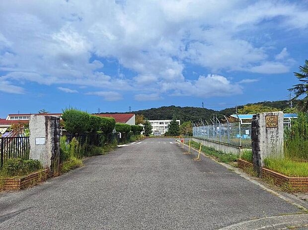 瀬戸市立下品野小学校まで400m