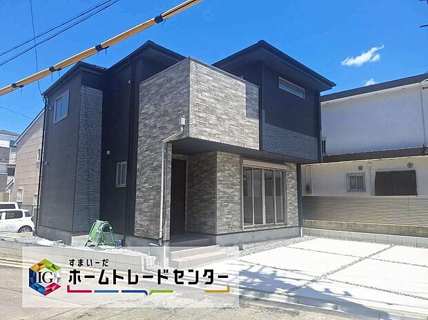 千種区松軒1期 限定1棟 外観完成予想図
2026年6月上旬完成予定☆
お問い合わせはお気軽に、ホームトレードセンター株式会社まで!