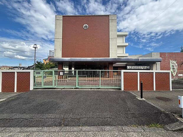 名古屋市立西城小学校まで480m