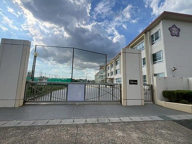 名古屋市立吉根小学校（約560m）