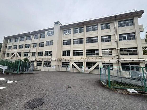 春日井市立高座小学校(約1,440m)
