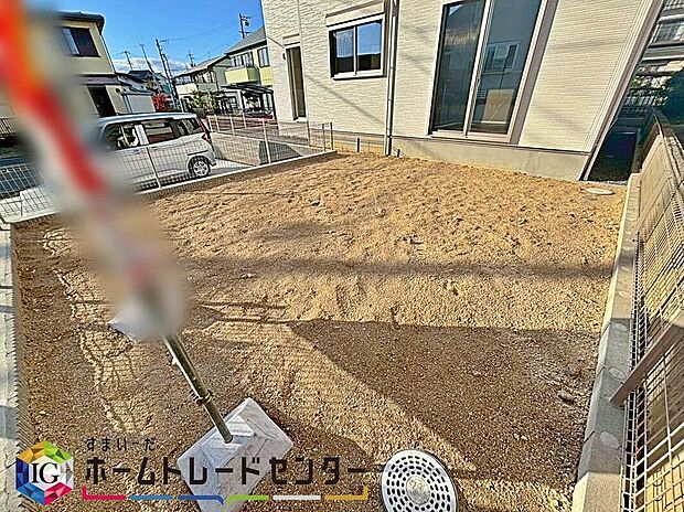 【庭】お庭スペース☆
マンションにはない戸建てならではのメリットです!
好きなお花でお庭をいっぱいに!
お子様やペットの遊び場に♪