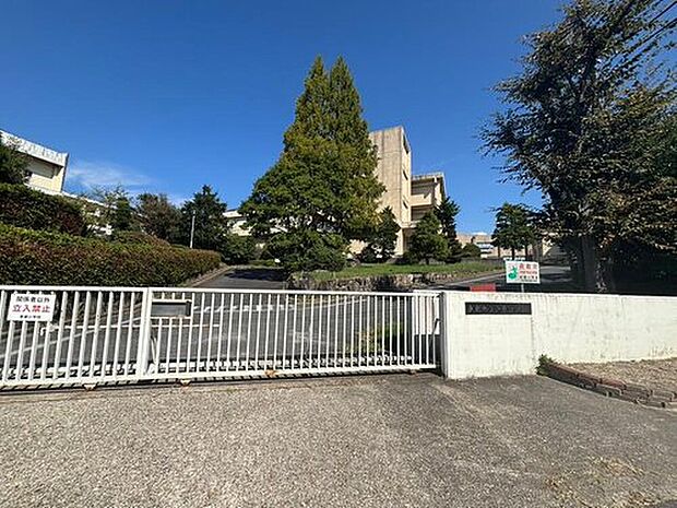 東郷町立東郷小学校（約730m）