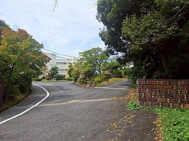 瀬戸市立品野中学校（約2,200m）