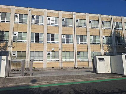 名古屋市立川名中学校 850m (徒歩11分)