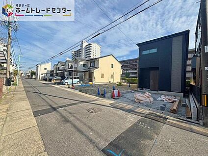 前面道路含む現地写真