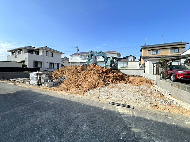 販売現地