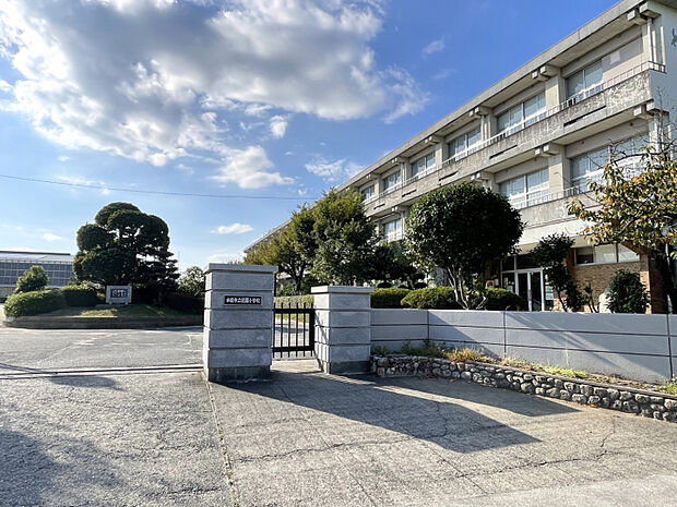 半田市立花園小学校