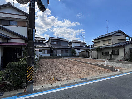 販売現地