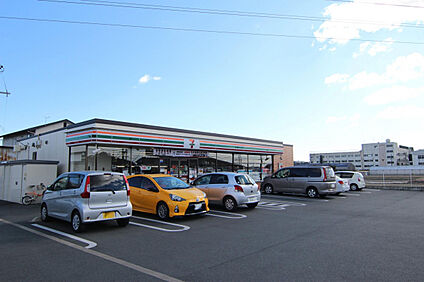 セブンイレブン豊橋高師本郷店 450m