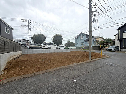 販売現地