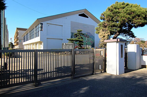 土浦第四中学校（約901m）