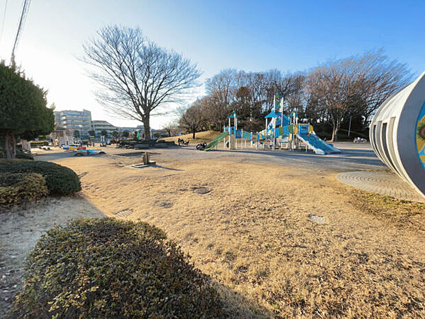 東浦和中央公園(約1,478m)