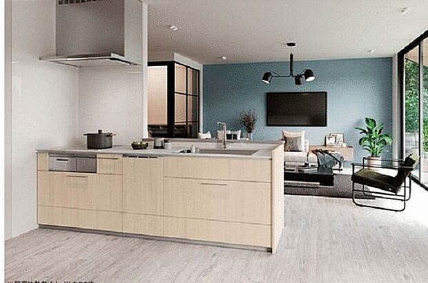 【システムキッチン標準仕様】食器洗い乾燥機と浄水器一体型水栓付システムキッチン。お手入れが簡単な素材を使用した魅力的なワークトップ。収納はオールスライドで奥のスペースまで有効に活用できます。