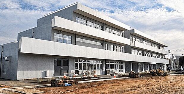 横浜市立菅田の丘小学校(約1,710m)