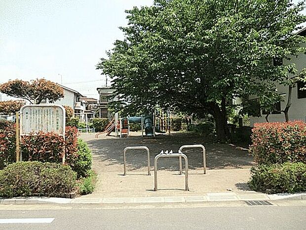 平川戸児童遊園（約812m）