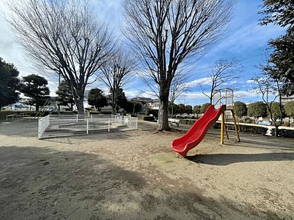 行衛北公園 327m