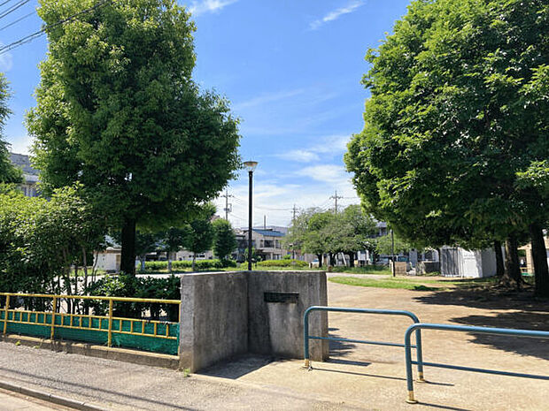 佐野第二公園(約411m)