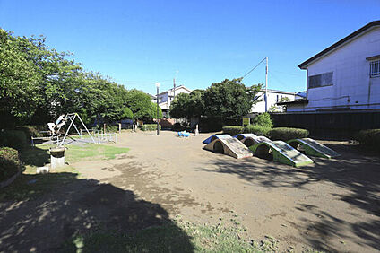新町公園 789m