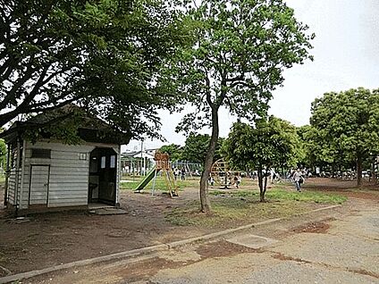 塩焼中央公園 569m