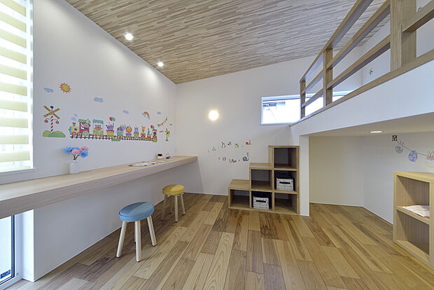 【遊び心くすぐる多重層構造な子供部屋】当社施工事例：お客様の自由に設計することが出来ます。