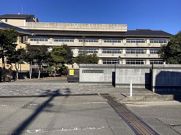 高崎中学校（約730m）