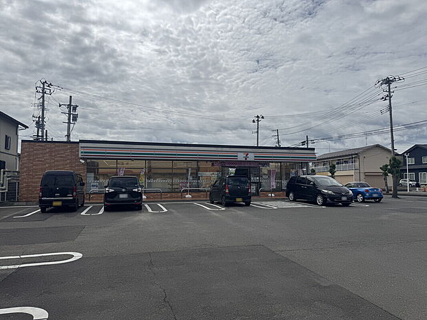 セブンイレブン名取大手町4丁目店(約70m)