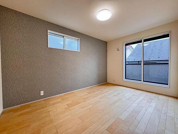 全室ゆとりある設計。お子様が大きくなっても手狭になることなくのびのびと生活頂けます。一人一人の個性溢れるお部屋創りを楽しんで頂けます。