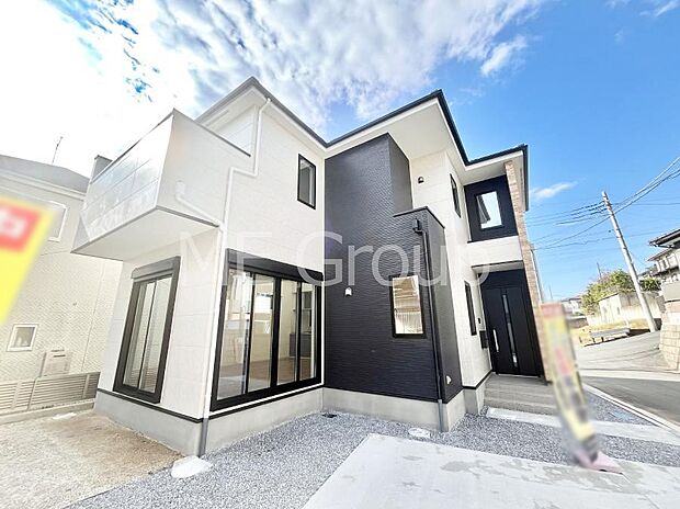 ～Exterior～　周辺には学校や買物施設もあり生活、子育てに適した環境が広がっています！「永住地」として、物件のご見学だけではなく、周辺の環境や通学できる学校についてもご相談ください！