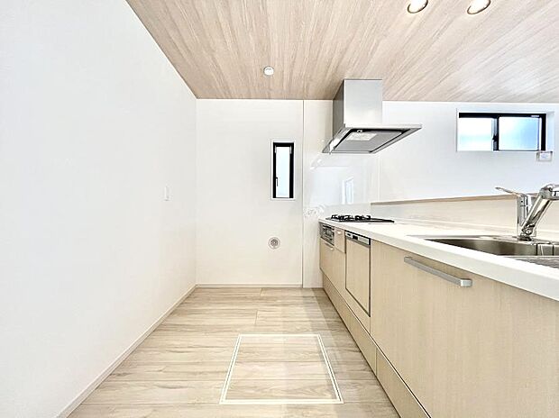 ゆとりあるキッチンではご家族と楽しくお料理ができます。