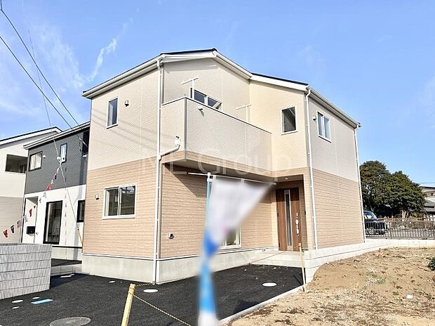 ◆３号棟◆～Exterior～　首都圏で憧れのスローライフ♪緑に囲まれた土地は都会の喧騒を忘れられそう。四季を通じて自然と触れ合えるスポットが周辺には盛りだくさん！住みたくなる家。暮らしたい町。