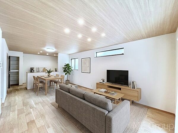 ◆F号棟◆～Living～　家族の食事や団らんのほか、子どもを遊ばせたり、友人を招いたりするLDKは住まいの中心。長時間過ごす場所だから、その空間は住まい全体の居心地を左右します。※家具はCGです