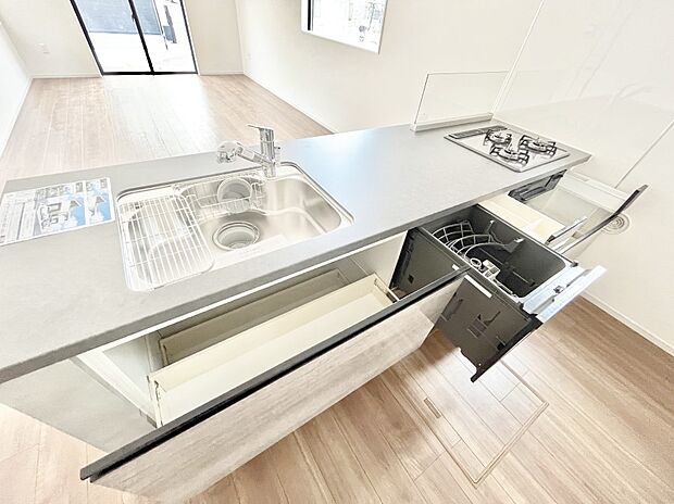 【その他設備(スライド収納)】使いやすさを優先したスライド式収納タイプ！