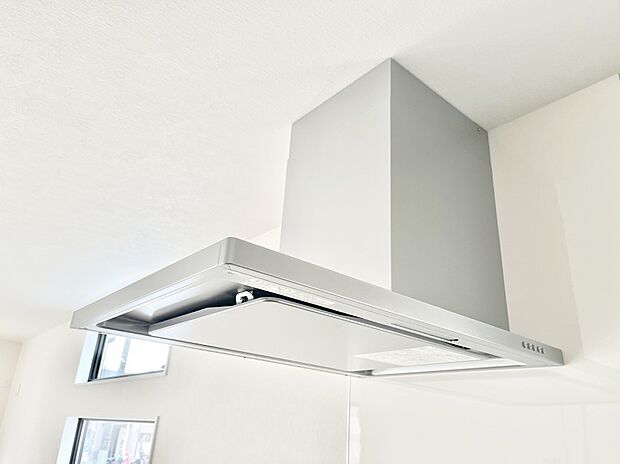 【その他設備(レンジフード)】基本的なお手入れはフィルターのみ！お手入れのしやすさも魅力です。