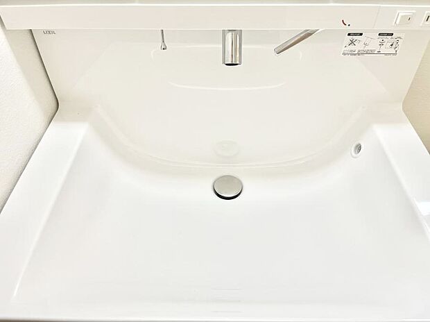 【その他設備(ハンドシャワー水栓)】◆２号棟◆ハンドシャワー付き！使いやすい洗面台。