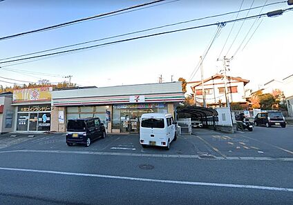 セブン-イレブン 千葉宮野木店 700m