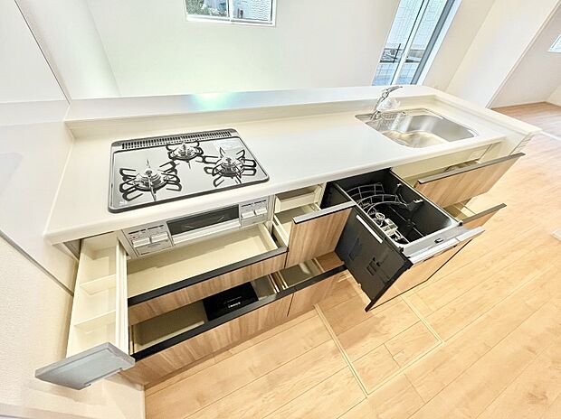 【その他設備(スライド収納)】使いやすさを優先したスライド式収納タイプ！