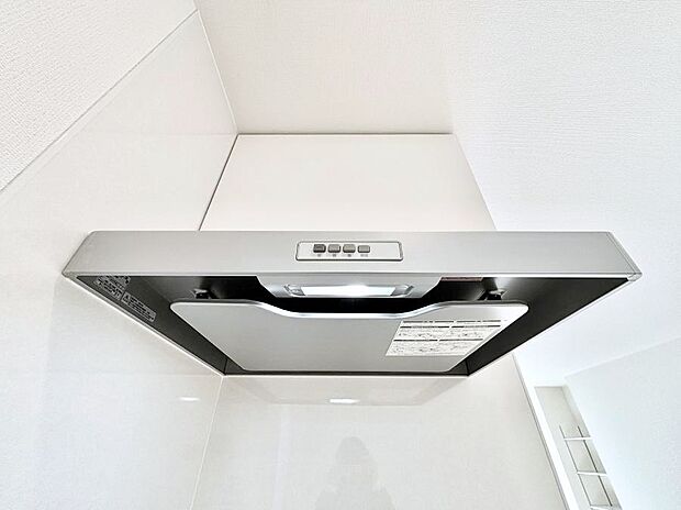 【その他設備(レンジフード)】基本的なお手入れはフィルターのみ！お手入れのしやすさも魅力です。