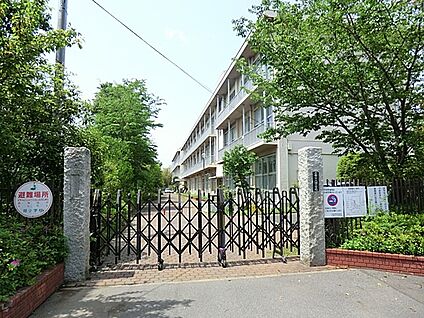 千葉市立畑小学校 700m