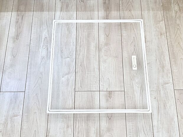 【その他設備(床下収納)】床下収納付き!日用品・非常用品の収納にも大活躍。