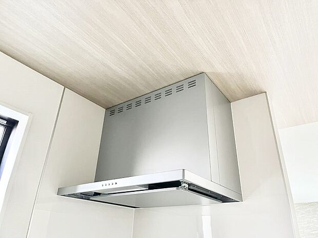 【その他設備(レンジフード)】基本的なお手入れはフィルターのみ!お手入れのしやすさも魅力です。