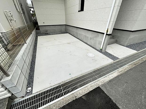 【駐車場】生活に欠かせない駐車スペース。