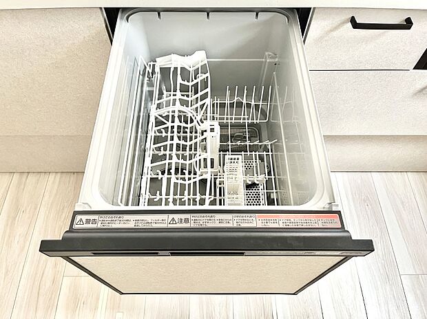 【その他設備(食洗機)】面倒なお片づけは食洗機にお任せ!家事の負担が減って、時間にも気持ちにもゆとりができます。